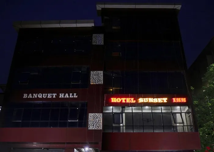 Oyo Flagship Hotel Sunset Inn Patna 